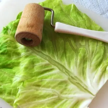 Kohlblatt bei Gelenkschmerzen oder Prellungen