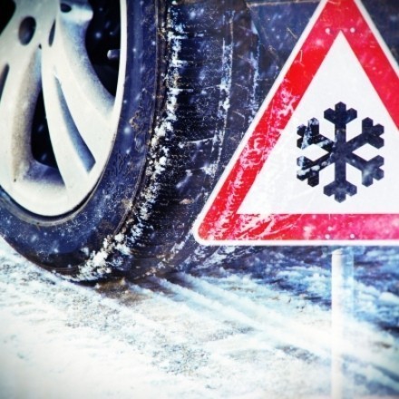 8 wichtige Winter-Utensilien fürs Auto