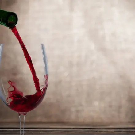 Rotwein in nur wenigen Minuten atmen lassen