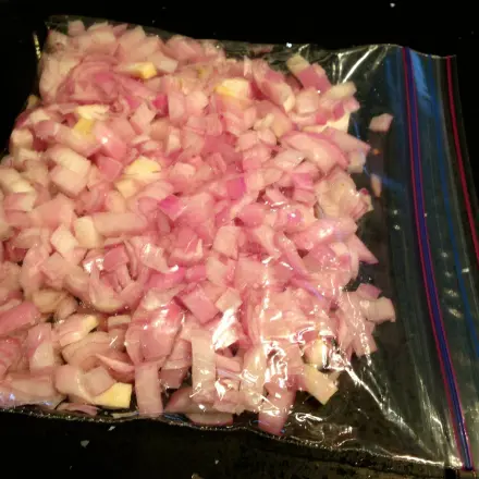 Gewürfelte Zwiebel einfrieren