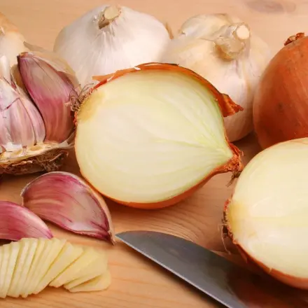 Zwiebel einfacher schälen