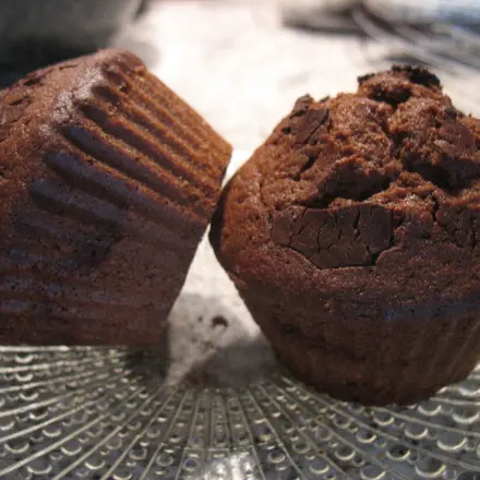 Schoko-Muffins mit Nougat-Füllung