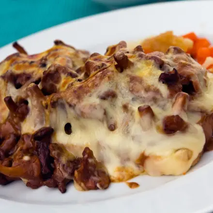 Überbackener Schnitzel Toast mit Curry