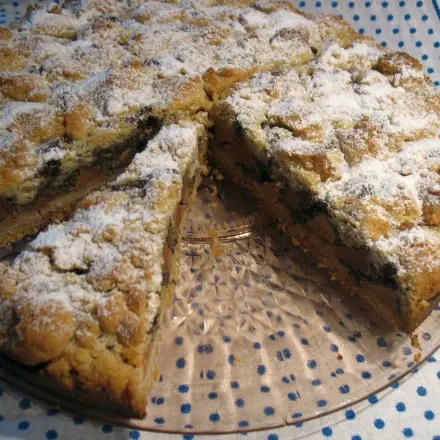 Quitten-Mohn-Torte mit Butterstreuseln