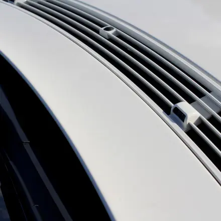 Destilliertes Wasser gegen verstopfte Waschdüsen