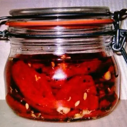 Getrocknete Tomaten in Olivenöl