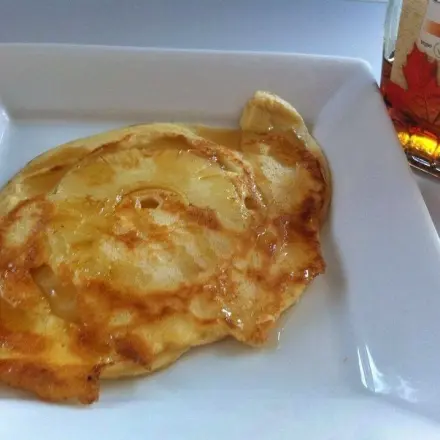 Leckere Ananas-Pfannkuchen