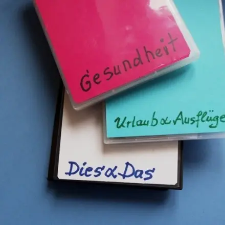 DVD-Hüllen verwerten: Zettel und Infos aufbewahren