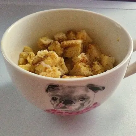 French Toast Tasse aus der Mikrowelle