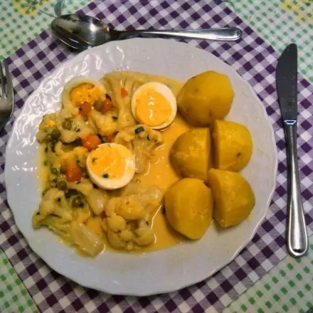 Blumenkohlragout mit Eieinlage