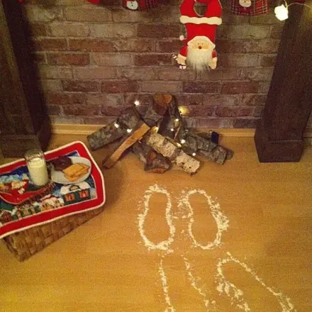 Der Weihnachtsmann war da - lustige Schuhabdrücke