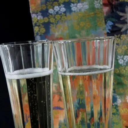 Mit alkoholfreiem Sekt gut durchs neue Jahr