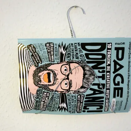 Zeitschriftenhalter aus Reinigungsbügel