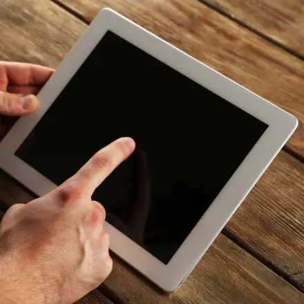 Tablets und Smartphones reinigen