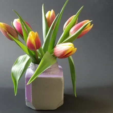Tutorial: Kleine Vase basteln mit Gips und Glaskonserve