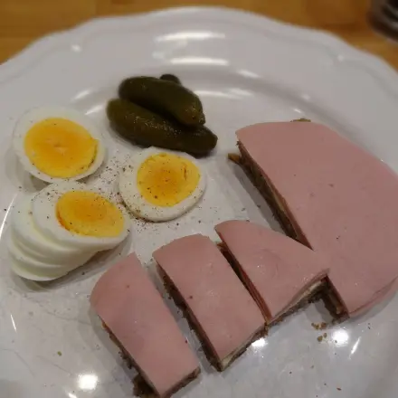 Eier richtig hart kochen und einfach schälen