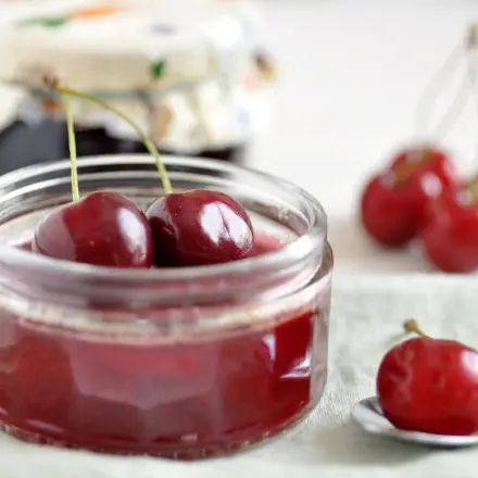 Extra Kick für Kirschmarmelade