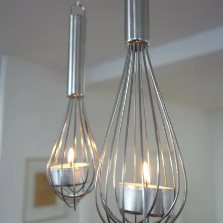 Teelicht im Schneebesen ~ Deko