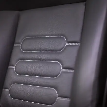 Auto-Ledersitze pflegen