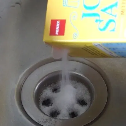 Salz gegen Gerüche in der Spüle