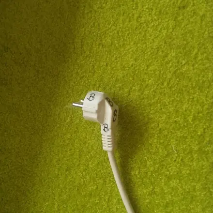 Wohnung verlassen: Ist das Bügeleisen noch am Netz?