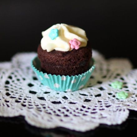 Schoko-Muffins mit Quark-Topping