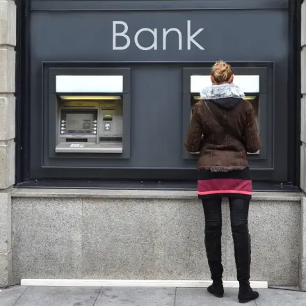 Trickbetrüger: Vorsicht vor dieser Art von Bankomatkarten-Diebstahl