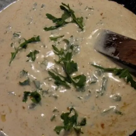 Chicoree-Creme-Süppchen mit Rucola - warm oder kalt!
