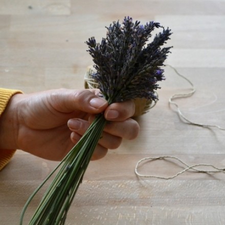 Kreatives aus Lavendel - Räucherwerk, Kräutersäckchen und Duftschale