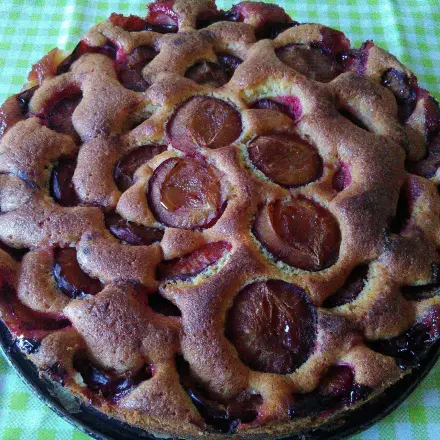Schnell zubereiteter Pflaumenkuchen