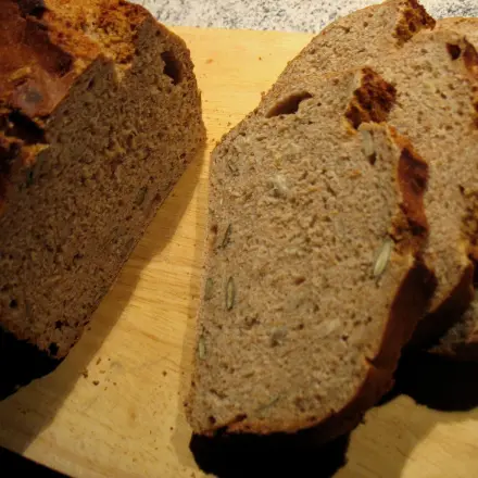 Das allerbeste Vollkornbrot mit Kernen