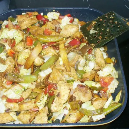 Kohlenhydratfreies sättigendes warmes Abendessen