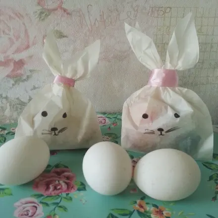 Kleine Osterhasen Geschenktüten herstellen