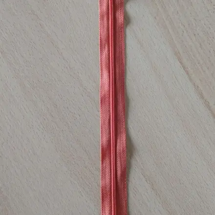 Reißverschluss mit nur einer Bandhälfte oder "aus 1 mach 2"