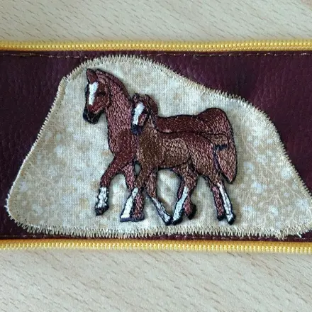 Vlieseline auf beiden Seiten von Kunstleder aufbringen