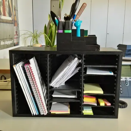 DIY - CD-Regal wird ein Schreibtisch-Organizer