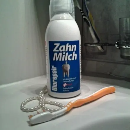 Gesunde Zähne dank künstlichem Zahnschmelz
