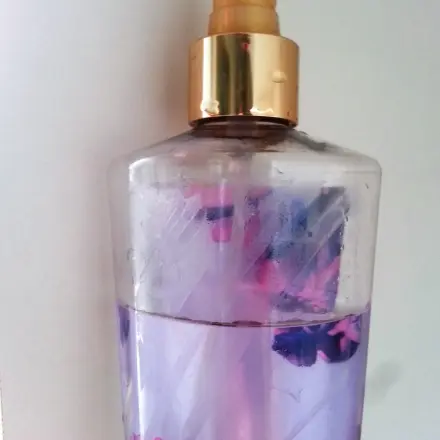 Gesichtswasser gegen unreine Haut herstellen