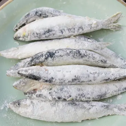 Fisch und Co einfach und sauber mehlieren