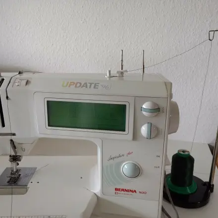 Fadenreißen: Garnrollenhalter waagerecht oder senkrecht?