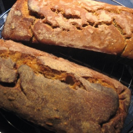 Leckeres dunkles Brot - mit Hefewasser gebacken