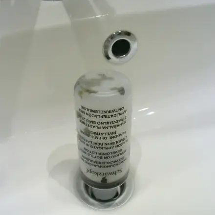 Wohin mit der Flasche beim Colorieren/Färben der Haare?