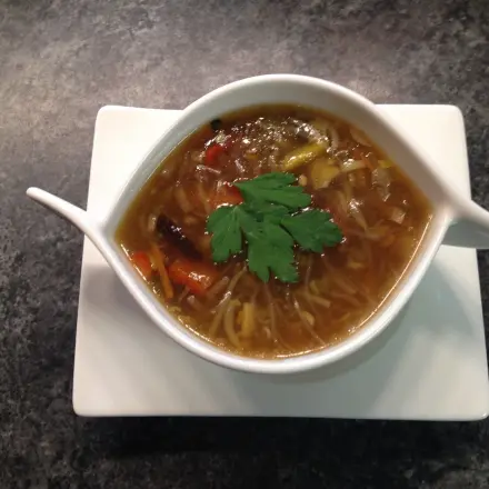 Chinesische Gemüsesuppe süßsauer - schnell zubereitet