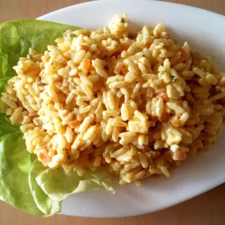 Reissalat mit Curry