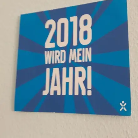 Klebepads zum Kneten - Alternative zu Reißzwecken, Nägeln usw.