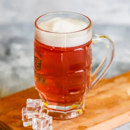 Laternenmaß: Weißwein, weiße Limo und Kirschlikör