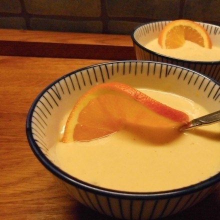 Fruchtiger Orangenpudding aus dem Schnellkochtopf