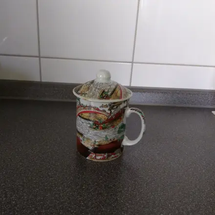 Sauberer Aschenbecher