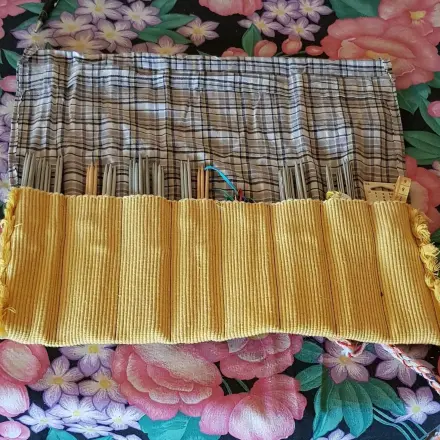 Stoffetui für Nadelspiele nähen