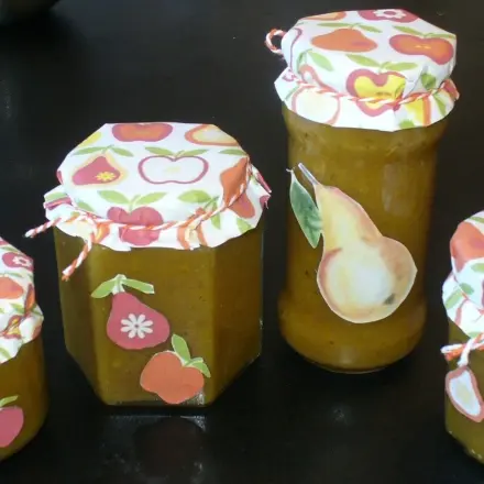 Fruchtiges Birnenchutney auf orientalische Art